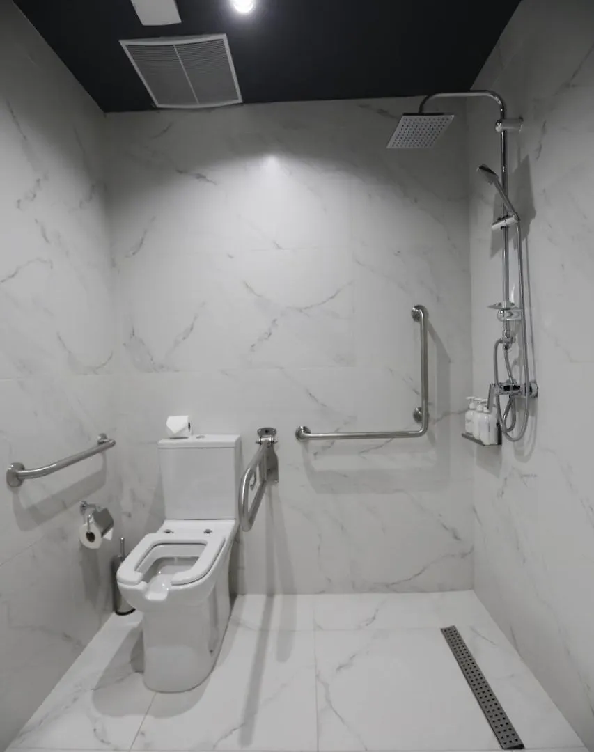Graf Hotel Tbilisi 4*,