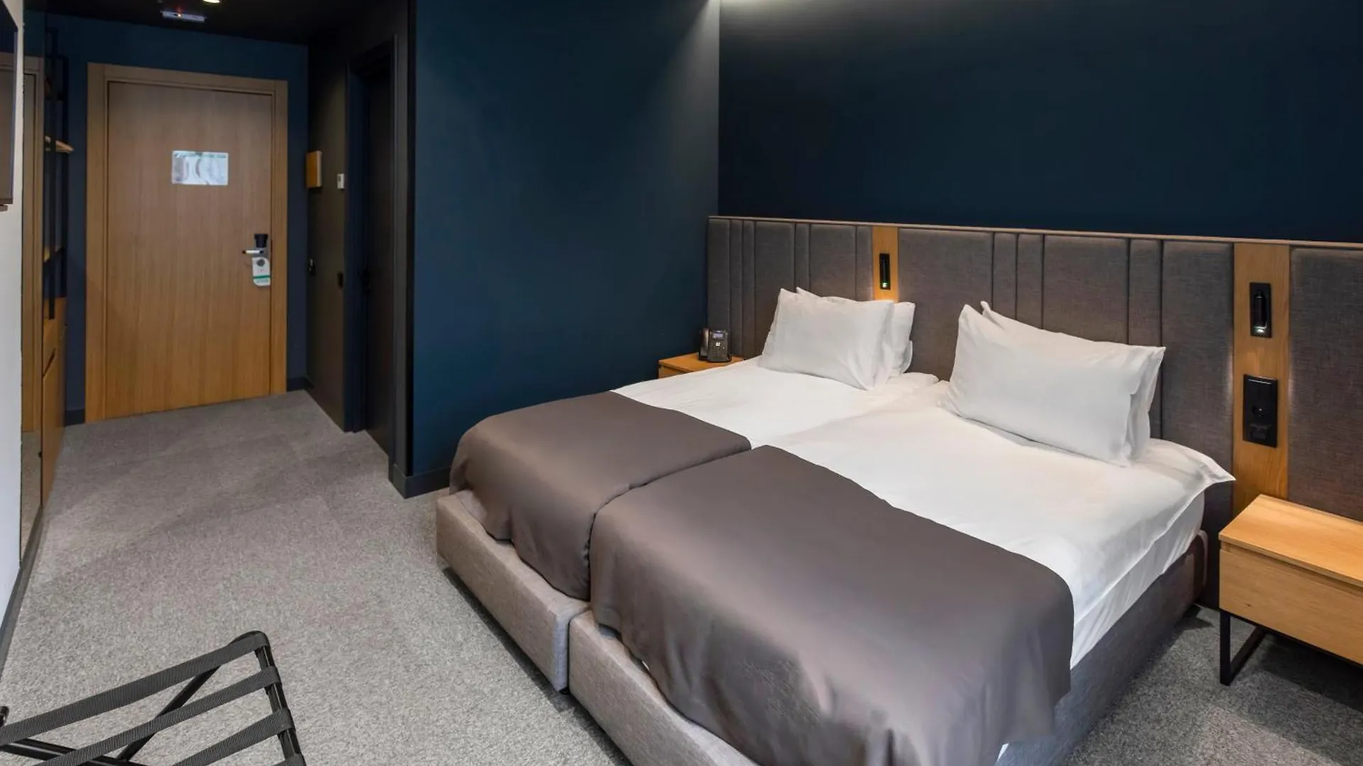 Graf Hotel Tbilisi 4*,  Georgia